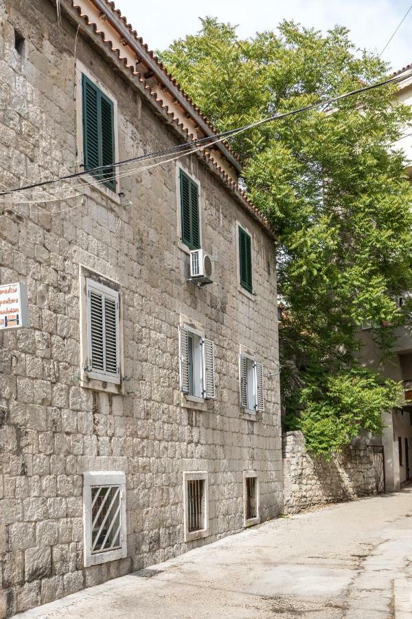 Appartement Nana - By Golden Gate, Old Town *